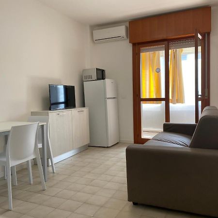 Solemare Federica Apartment Линяно Сабиадоро Екстериор снимка