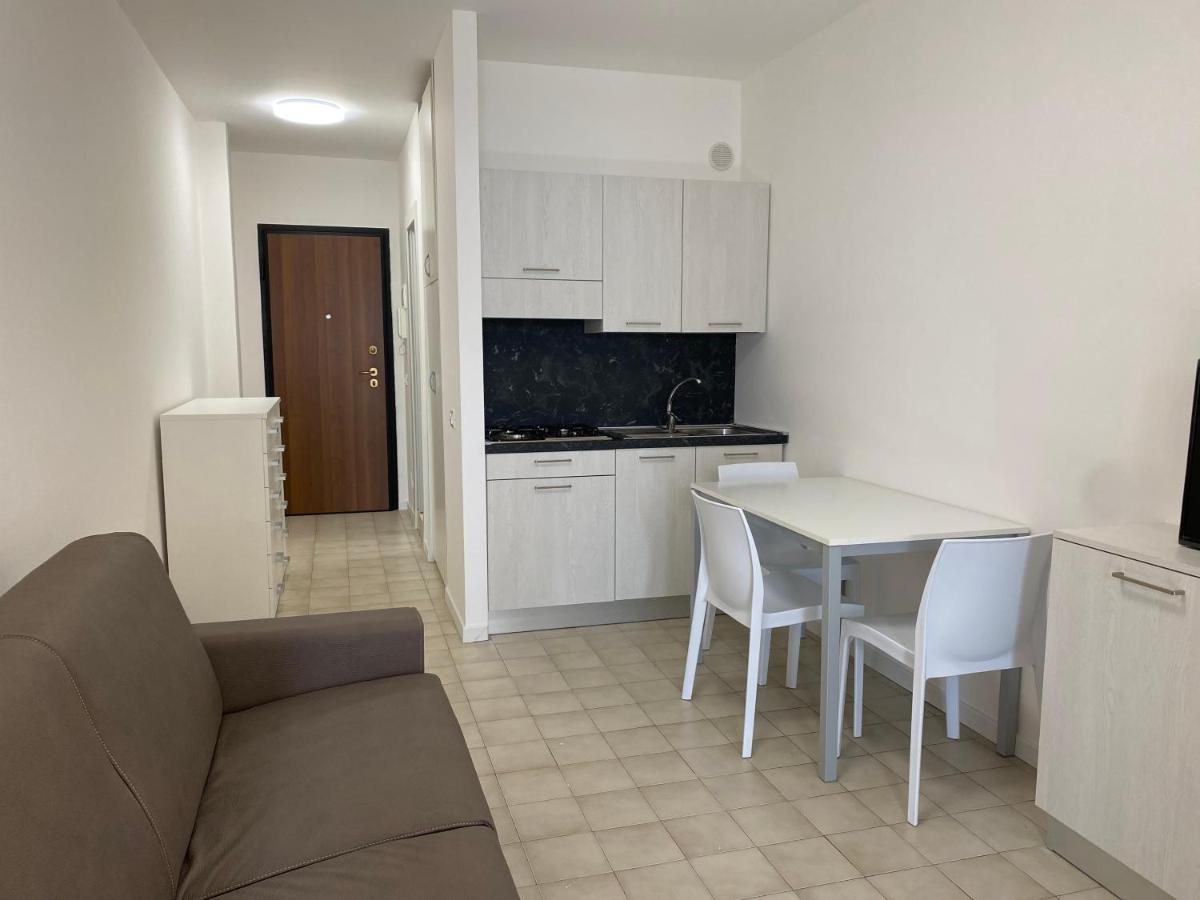 Solemare Federica Apartment Линяно Сабиадоро Екстериор снимка