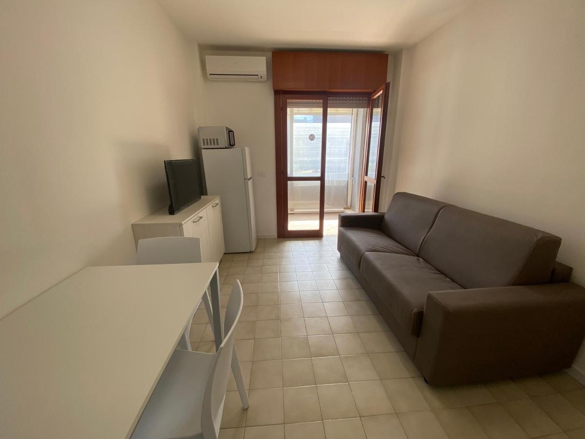 Solemare Federica Apartment Линяно Сабиадоро Екстериор снимка