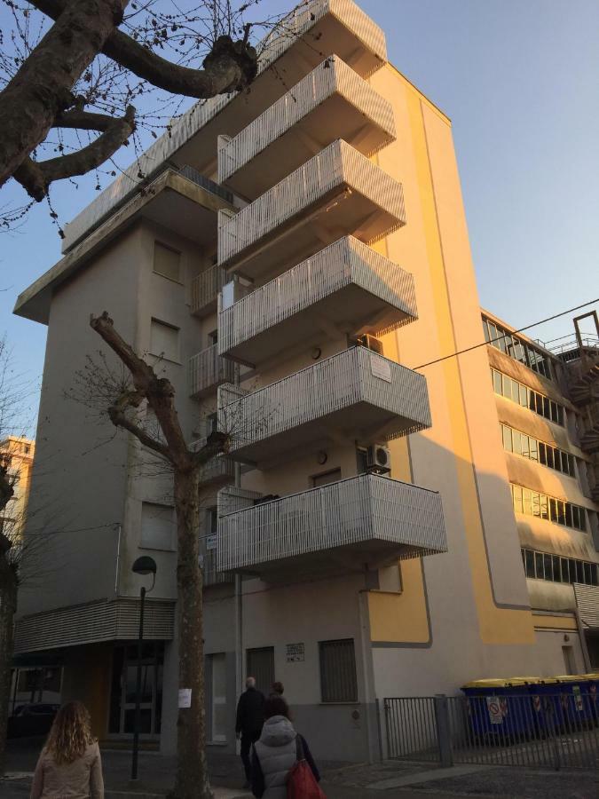 Solemare Federica Apartment Линяно Сабиадоро Екстериор снимка